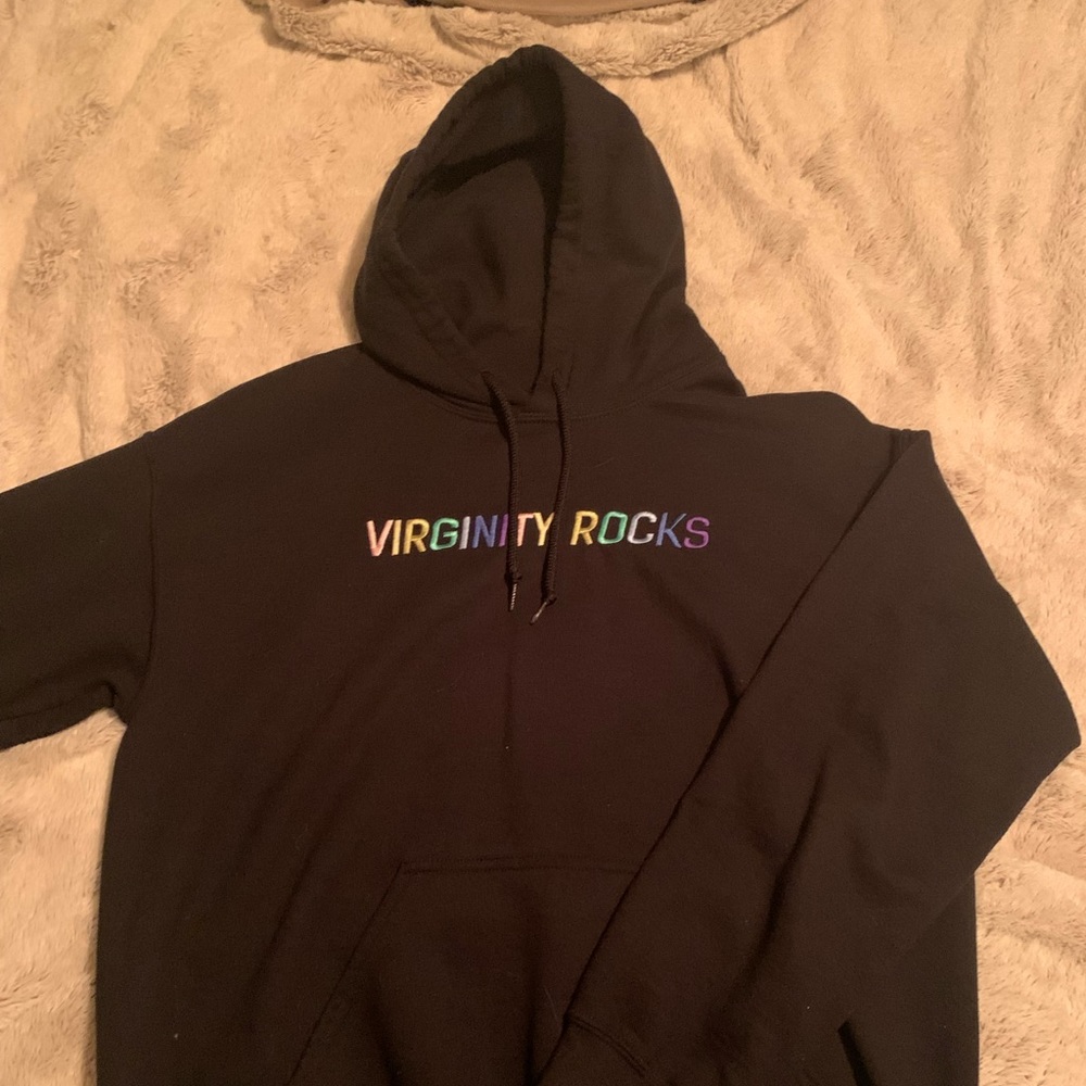 Danny Duncan sweatshirt, size medium, worn twice, women and men